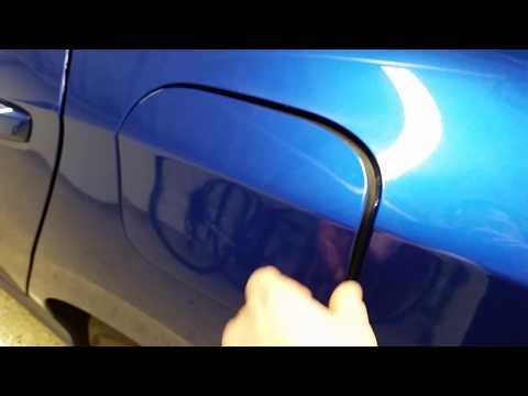 2016, 2017, 2018 & 2019 Honda Civic - How To Open Gas Filler Access Door
