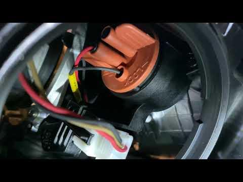 How to Replace Front Turn Signal Bulbs on a 2018 Kia Niro (Wheel-Well Access)
