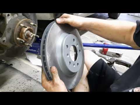How to Change the Front Brake Rotors and Pads on a 2007 Chevy Impala
