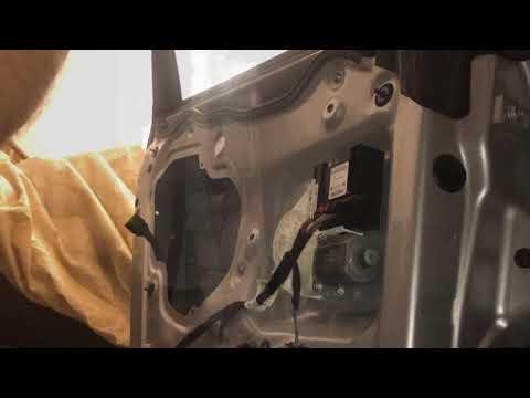 Replacing the rear door lock/latch 06 a3