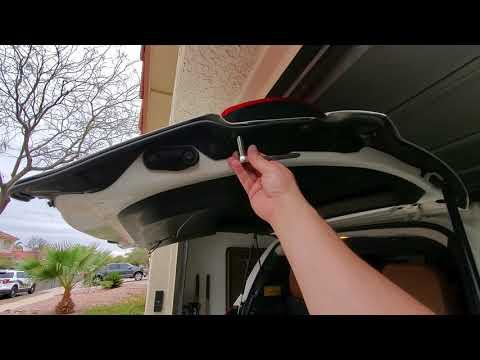 Toyota Sequoia 2nd Gen 2008-2021 Reverse Light Removal