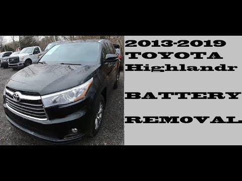 How to replace change battery Toyota Highlander 2013-2019