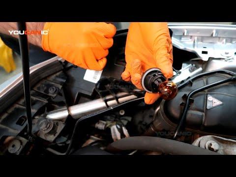 2014-2020 Mercedes Benz GLA250 - Turn Signal Blinker Light Bulb Replacement