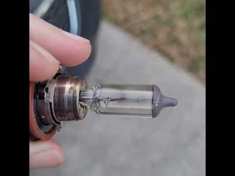 How to Replace Low-Beam Headlight Bulbs on a 2016 Kia Forte (H11)