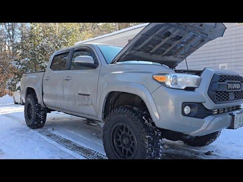 Toyota Tacoma 2016 - 2023 battery replacement