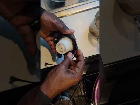 Fuel cap and tether replacement on a 2017 KIA Sportage Turbo GDI