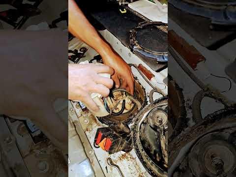 toyota CHR remove the fuel pump tody 24:5:2025