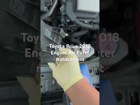 Toyota Prius 2018 Engine Air Filter Replacement.