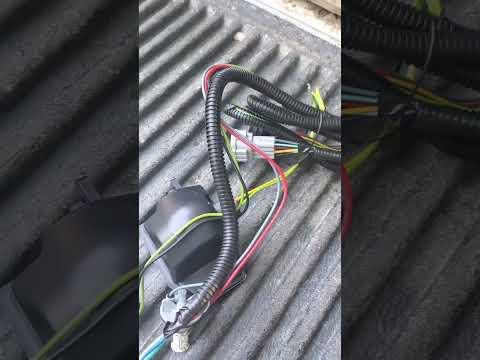 Nissan Titan 2018 Taillight Replacement