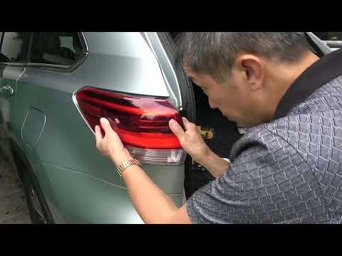 How to Replace Rear Turn Signal Bulbs on a 2001-2024 Toyota Highlander