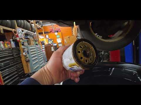 How to change engine oil on a 2014 ford escape