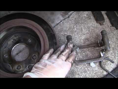 2011 Nissan Altima Rear Brake Pads & Rotor Replacement